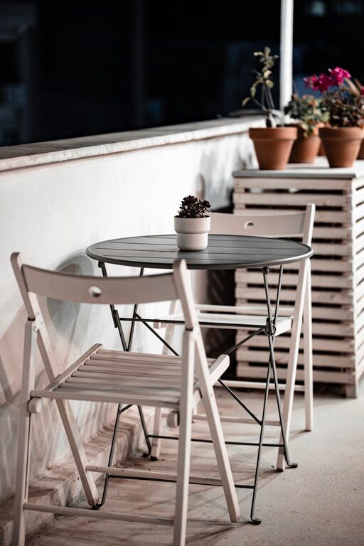 Come rendere accogliente un piccolo balcone: idee e consigli pratici